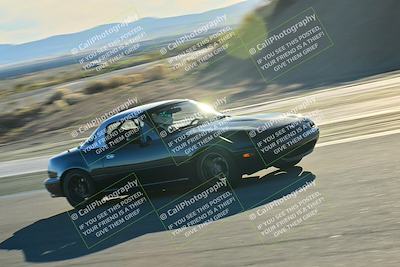 media/Dec-13-2025-Extreme Speed (Sat) [[d129ecb0b9]]/Beginner/Session 3 (Turn 5)/